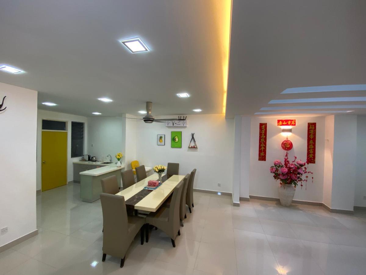 Entire Residential Home•Jia Residences Bkt Serdang沙登温暖的家 史里肯邦安 外观 照片