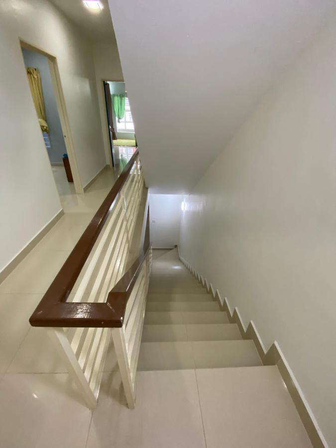 Entire Residential Home•Jia Residences Bkt Serdang沙登温暖的家 史里肯邦安 外观 照片