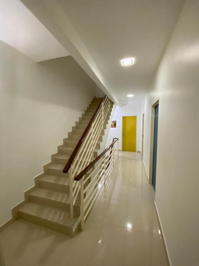 Entire Residential Home•Jia Residences Bkt Serdang沙登温暖的家 史里肯邦安 外观 照片